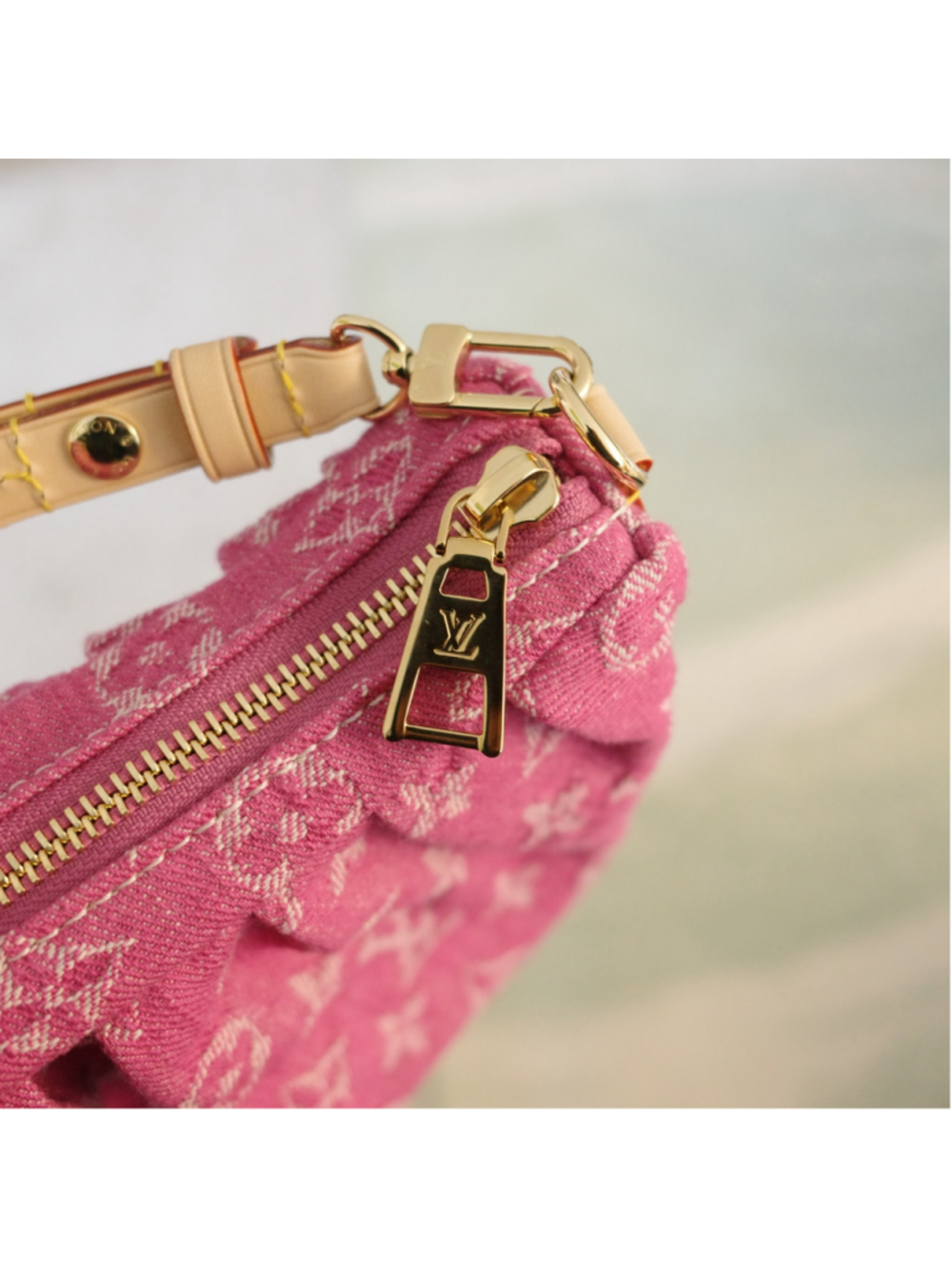 Louis Vuitton Pochette Valley Pink Fuschia Denim EXCELLENT - Picture 7 of 16